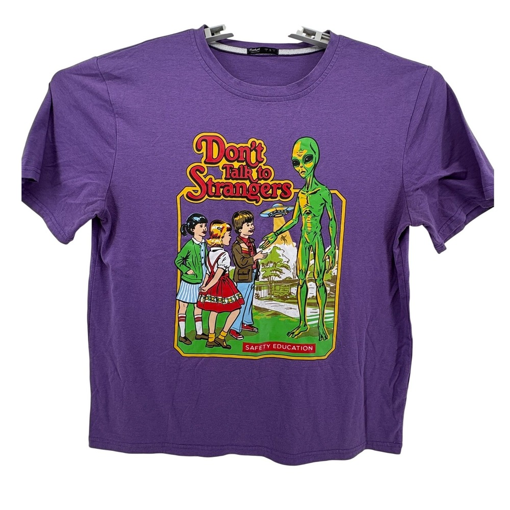 Romwe Graphic Shirt‎ Large Purple Don't Talk To Strangers Alien Safety Education